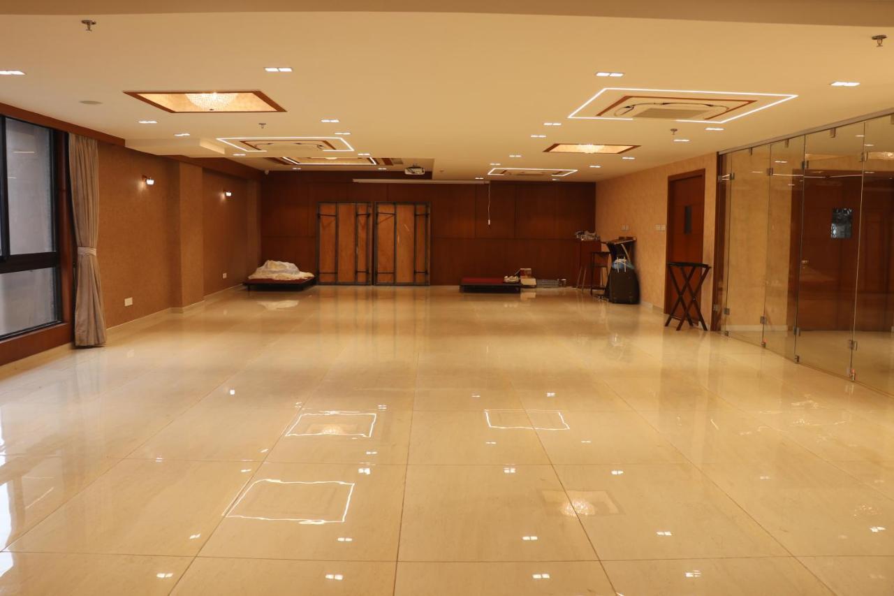 SK Lords Eco Inn Ahmedabad Exterior foto