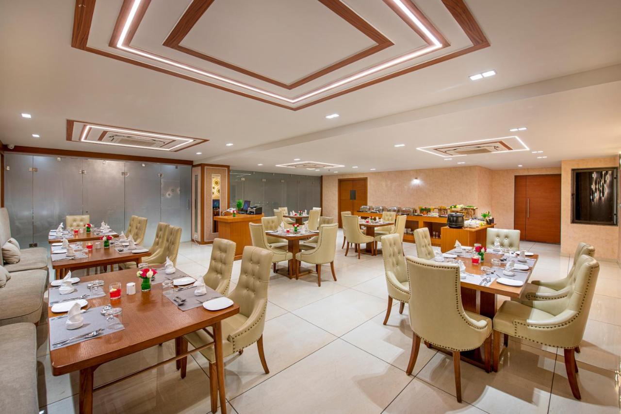 SK Lords Eco Inn Ahmedabad Exterior foto