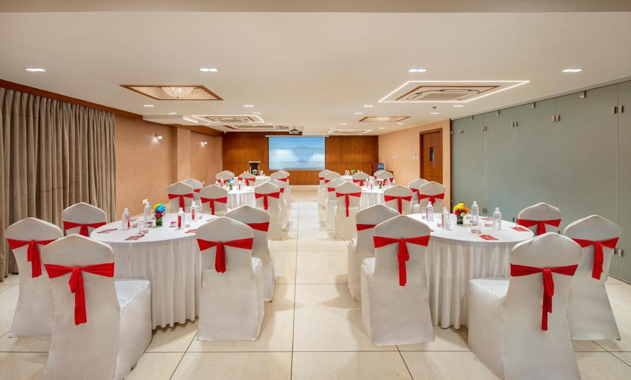 SK Lords Eco Inn Ahmedabad Exterior foto