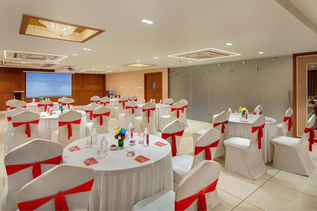 SK Lords Eco Inn Ahmedabad Exterior foto